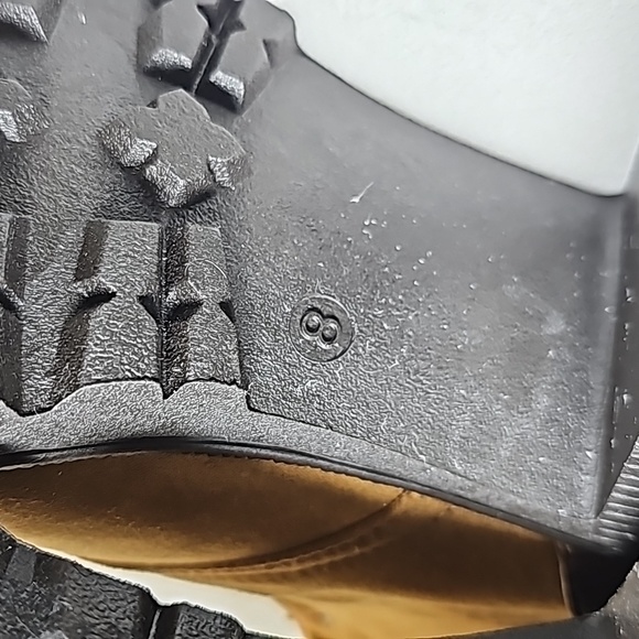 Qupid Heel Boots - Picture 9 of 9